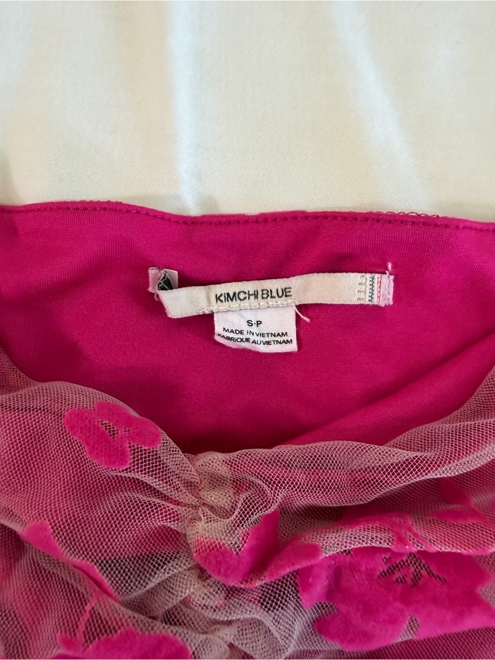 Kimchi Blue Girls Fuchsia Floral Mesh Puff Sleeve Top - Picture 3 of 3